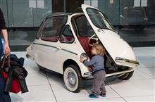 ヨーロッパの旅その３・珍車の館Autoworld バブルカー展 