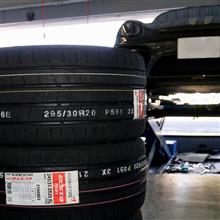 ケイマンGT4 タイヤ交換 クムホ PS91に