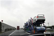 スバル キャリアカー、輸出車がいつも満載！ 