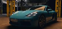 Race drones vs. Porsche 718 Cayman
