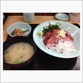市場ランチ。