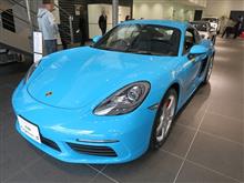 ポルシェ車のオーナーにポルシェ車を買い替えさせるのは難しい?