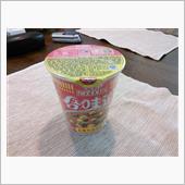 中国土産ヌードルを食す。