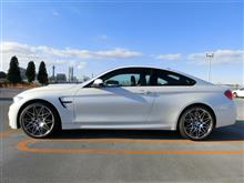 M4クーペ(F82)はBMWスポーティ部門の頂点に立つ車 M4クーペ(F82)はBMWスポーティ部門の頂点に立つ車