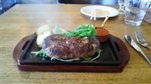 肉を食らう(; ^¬^ ) 肉を食らう(; ^¬^ )
