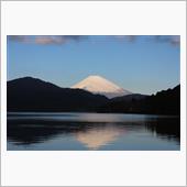 冬の快晴の下の朝練