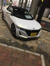 去年から悩んでいたステアリングの根元の異音解消のため入院