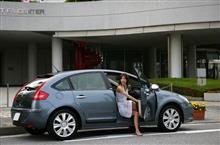 プジョー308とボルボV40の試乗記