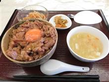今日のランチは、「孔子膳堂」大蒜豚丼（ニンニクブタドン）
