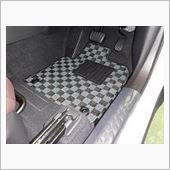 Ｃ－ＨＲ専用マットいかが？