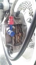 GSX750E4 Fキャリパーの謎解明