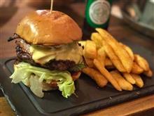 オーストラリアご飯 外食編: ハンバーガーや東南アジア料理 
