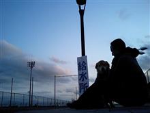 わかってる，今見えてるものが全てぢゃないし，もっと辛い人もいるんだろう。　でも，なにもかも嫌になるコトってあんだよな。