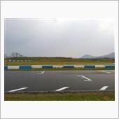 雨降って地…滑る