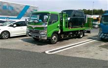 陸屋40、事故車輸送の巻(^^;