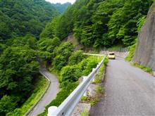 群馬県道・長野県道124号上野小海線を行く