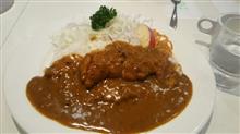 老舗カレー(&#180;・ρ・`)