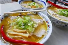 敦賀の夜は屋台のラーメンと赤レンガ倉庫