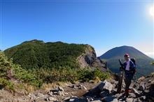 絶好の秋晴れの中、浅間山をつまみに山鍋してきた。 