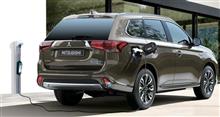 Prius PHV vs Outlander PHEV vs Clarity PHEV Prius PHV vs Outlander PHEV vs Clarity PHEV