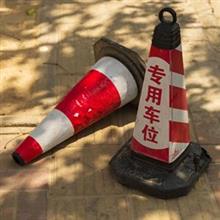見た目は確かに同じ「道路」、１５年でボロボロになる中国、２０年はもつ日本＝中国報道