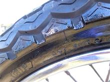 タイヤがまだ充分使えそうなので。
