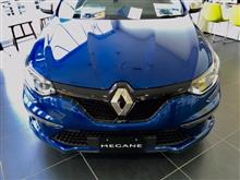 MEGANE 4 見てきた・・・だけよんw MEGANE 4 見てきた・・・だけよんw