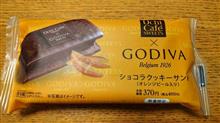 UchiCafe&#39; SWEETS &#215; GODIVA　ショコラクッキーサンド