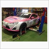 思い出と愛着あるレースカー。 