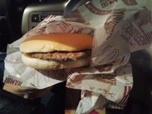 ハンバーガー一個・・・