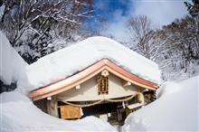パワースポットは，雪の中だった！