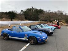 久しぶり お山のうえは雪パラリ