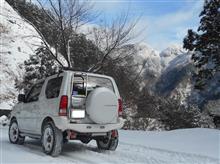 思いつき、ちょびり不安ながら、単独雪山アタック、新雪でラッキーでした。