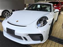 ポルシェ GT3 が到着! ポルシェ GT3 が到着!