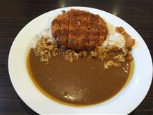 CoCo壱番屋のカレーにメンチカツ載せ