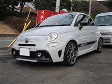 アバルト595に2DINインダッシュナビ取付けの際はT.BASEレース&サービスへお任せ下さい! アバルト595に2DINインダッシュナビ取付けの際はT.BASEレース&サービスへお任せ下さい!