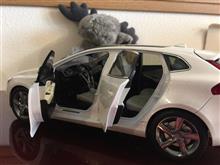V40　ミニカー購入