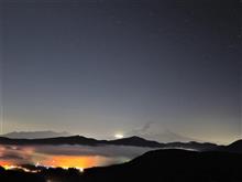 伊豆の早咲き桜と、箱根大観山の富士夜景。