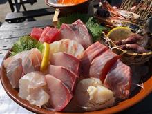 中之島漁港で魚を食べてきましたw 中之島漁港で魚を食べてきましたw