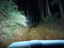 廃道?作業道? 勾配や段差の問題じゃない・・・・・滑る 廃道?作業道? 勾配や段差の問題じゃない・・・・・滑る
