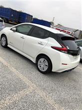 代車は新型リーフ 代車は新型リーフ