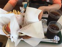モスバーガーのとびきりチーズバーガー
