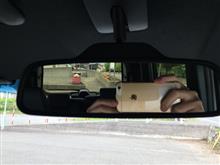 ルームミラーの振動 ルームミラーの振動