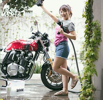 平嶋夏海が教える洗車術 シュアラスターのブログ シュアラスターのオフィシャルブログ Surlife みんカラ