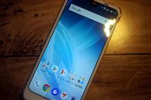 AQUOS R2