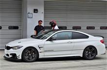 サーキットにカムバック。M4に1年乗ってみて&買ってみた実際レビュー サーキットにカムバック。M4に1年乗ってみて&買ってみた実際レビュー