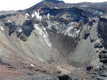 18/7/15 富士山登山 とうとう頂上まで その2 噴火口だー 18/7/15 富士山登山 とうとう頂上まで その2 噴火口だー