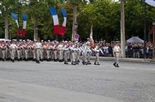 自衛隊が　仏革命記念軍事パレードに参加　韓国メディアが、旭日旗を掲げた事に　噛み付く　＝中国メディア