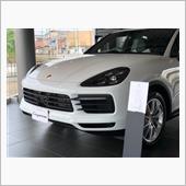 ポルシェ 新型カイエン 見て ...