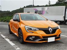 New メガーヌ4 R.S. テストドライブ New メガーヌ4 R.S. テストドライブ